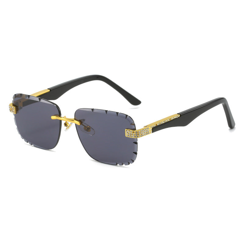 Damen Modische Sichtbrille mit luxuriösen Akzenten Karnz