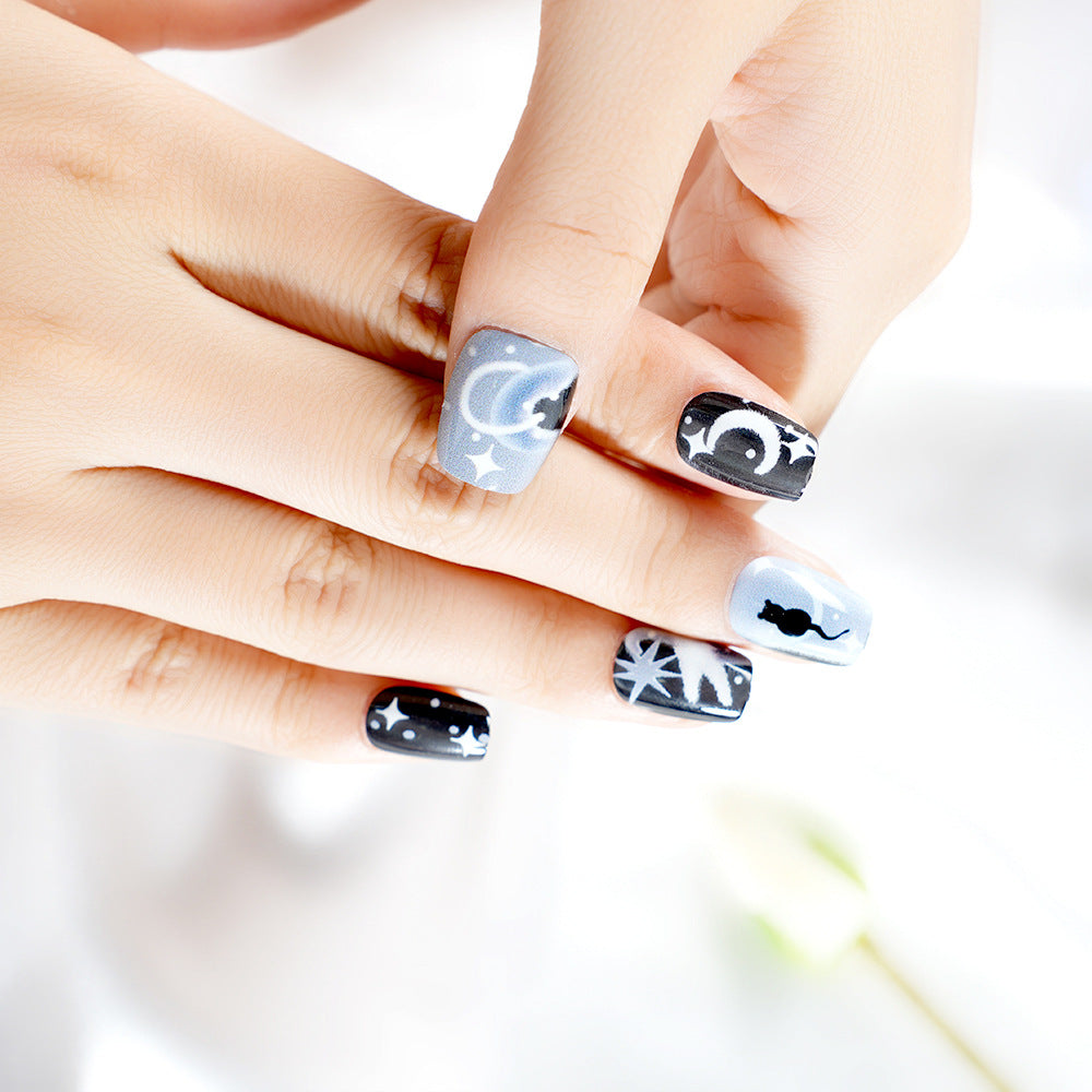 Künstlerisches Themen-Press-On-Nagelset Karnz