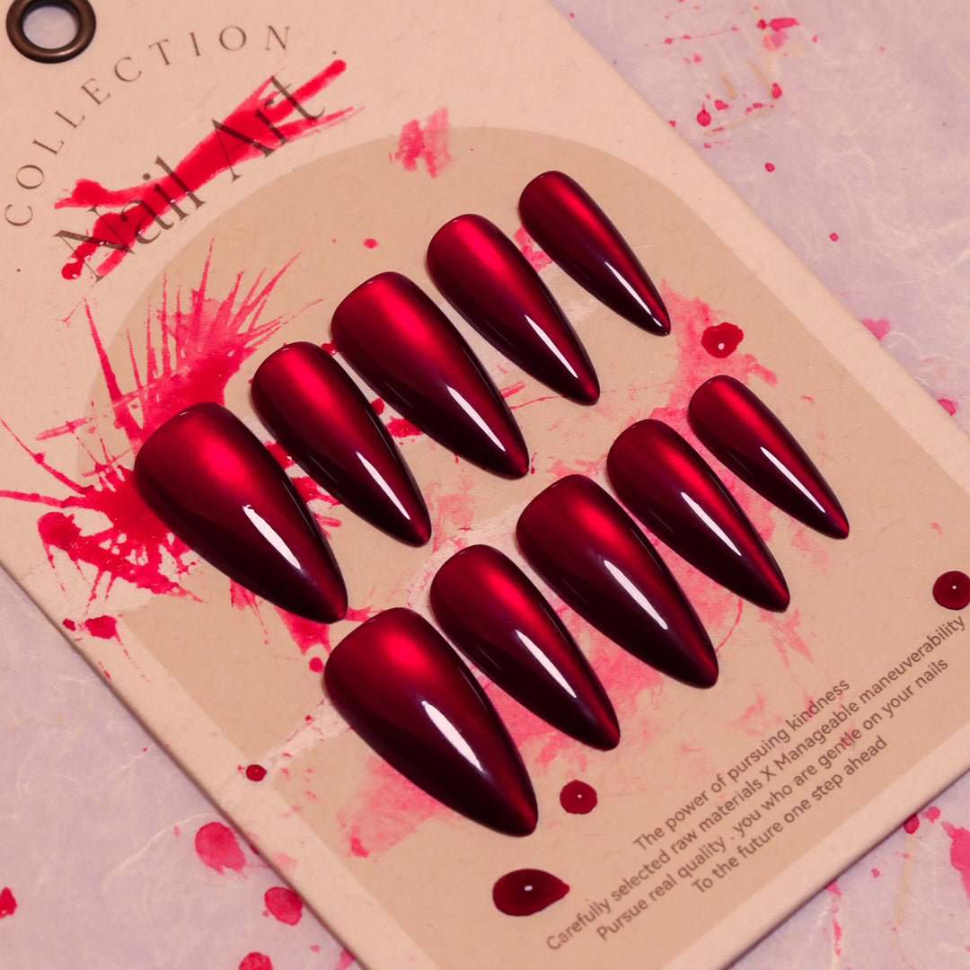 Glänzendes Stiletto Press-On Nail Set Karnz