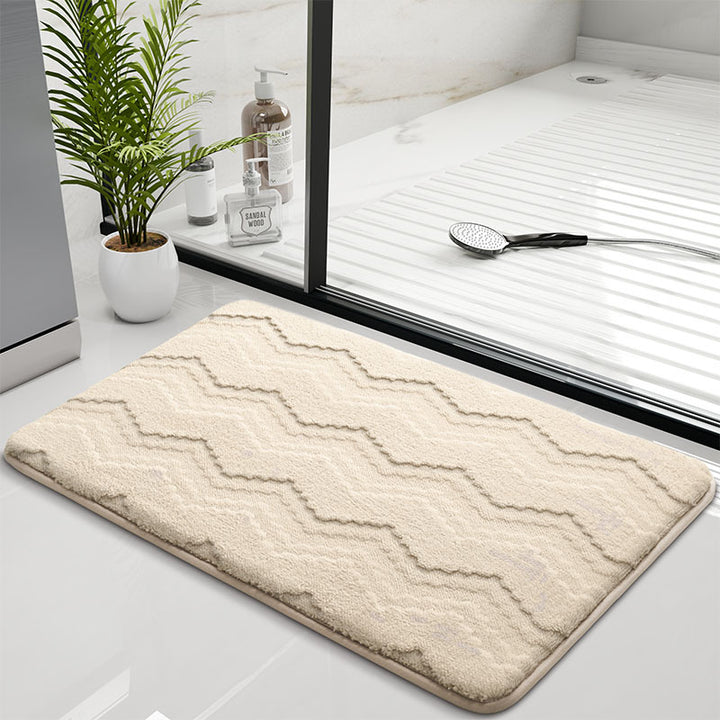 Stylische Chevron-Badmatte Karnz