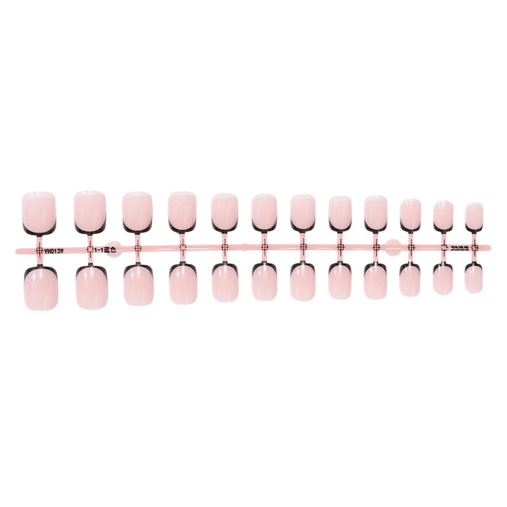 Elegante French Tip Press-On Nagelkollektion Karnz