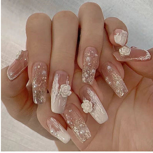 Elegante Blumen Press-On Nagelverlängerungen
