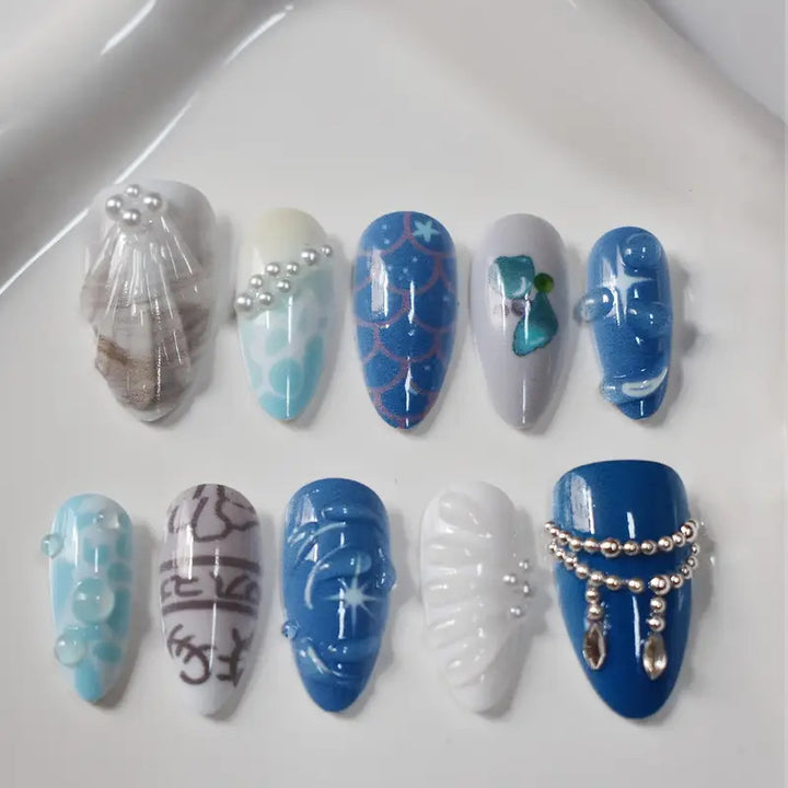 Künstlerische ozeanische Press-On-Nagelkunst Karnz