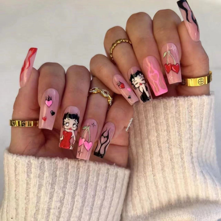 Kunstnagelset mit modernen Comic-Motiven Karnz