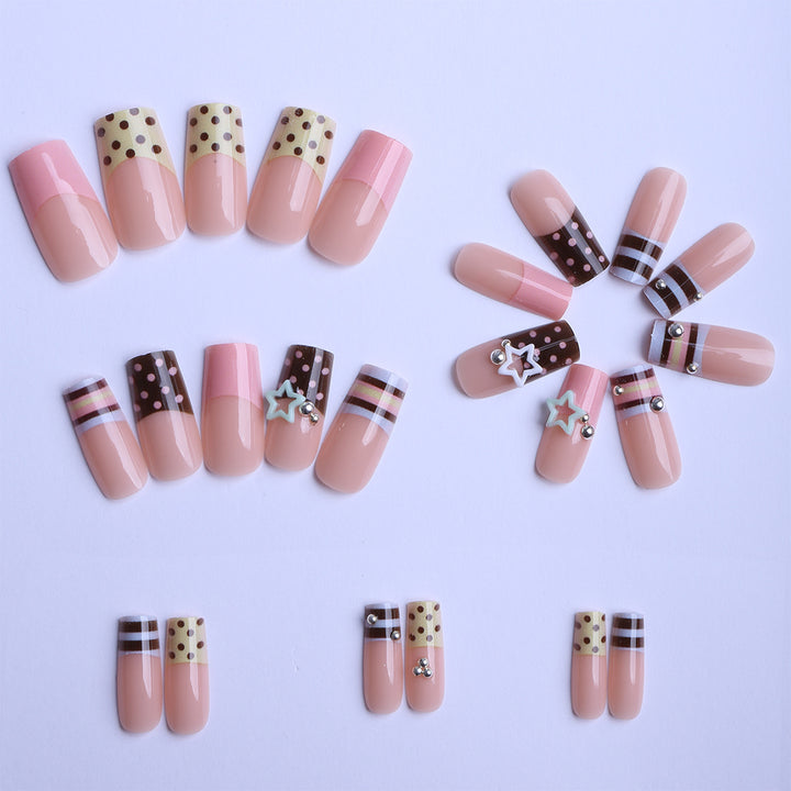 Künstliche Nagelkunst Karnz