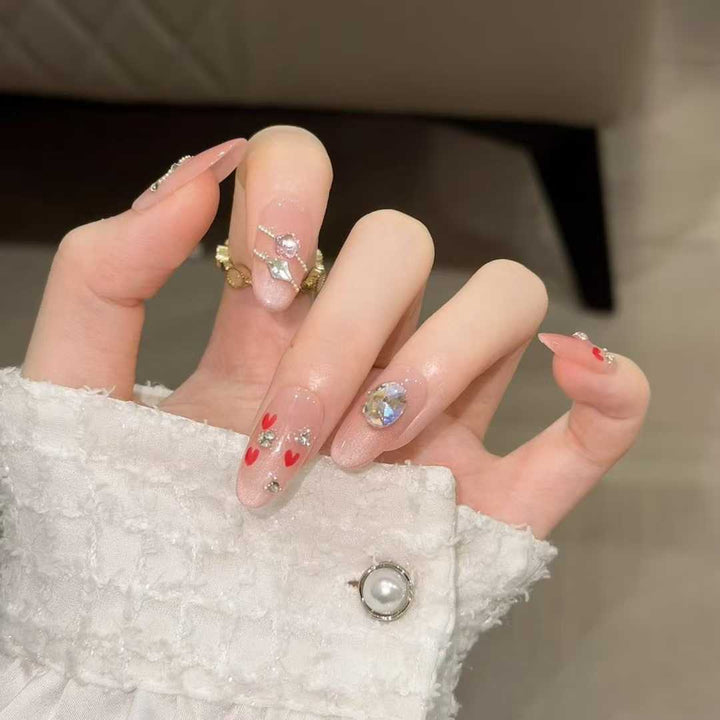 Dekoratives Press-On Nail Art Set mit Herz- und Steinakzenten  1791774456
