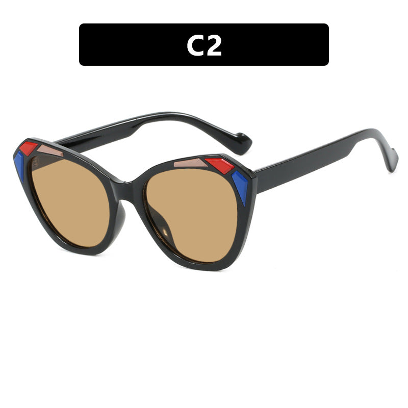 Damen Katzenaugen-Sonnenbrille mit modischen Details Karnz