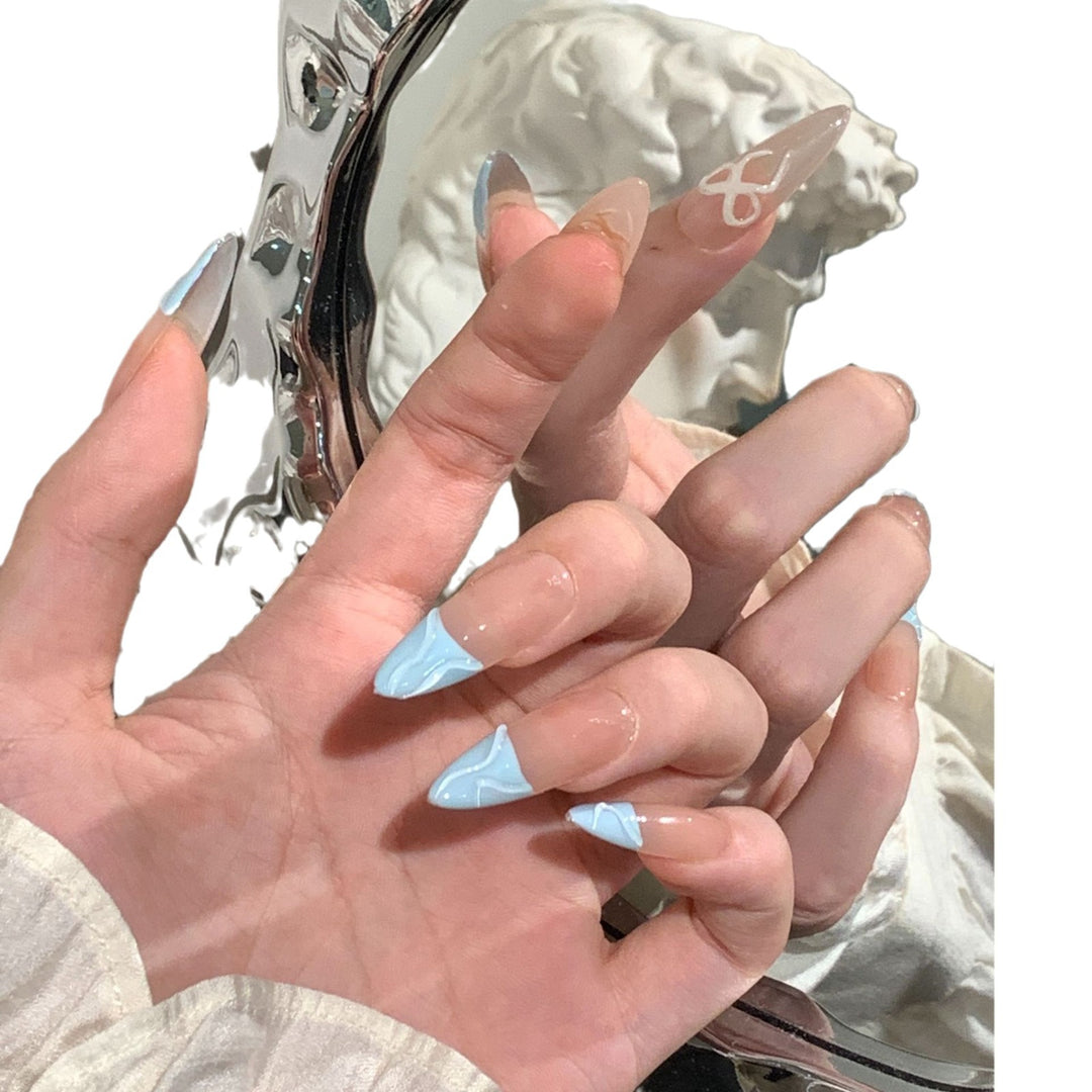 Dekoratives Press-On-Nagelkunst-Set mit charmantem Schleifen-Design Karnz