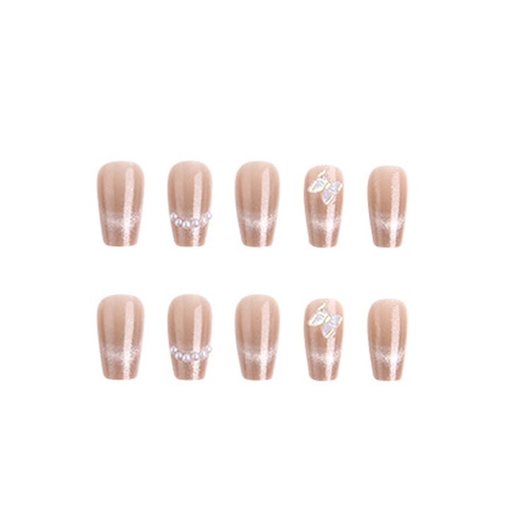 Elegante Press-On Nagelkunst mit dekorativem Design