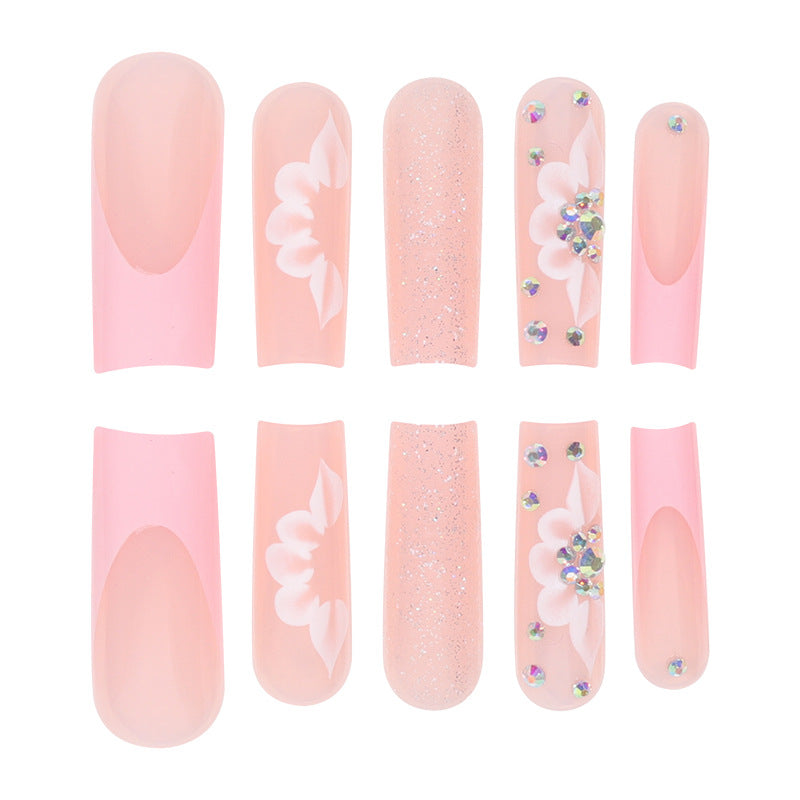 Glamouröses Floral Press-On Nagelset Karnz