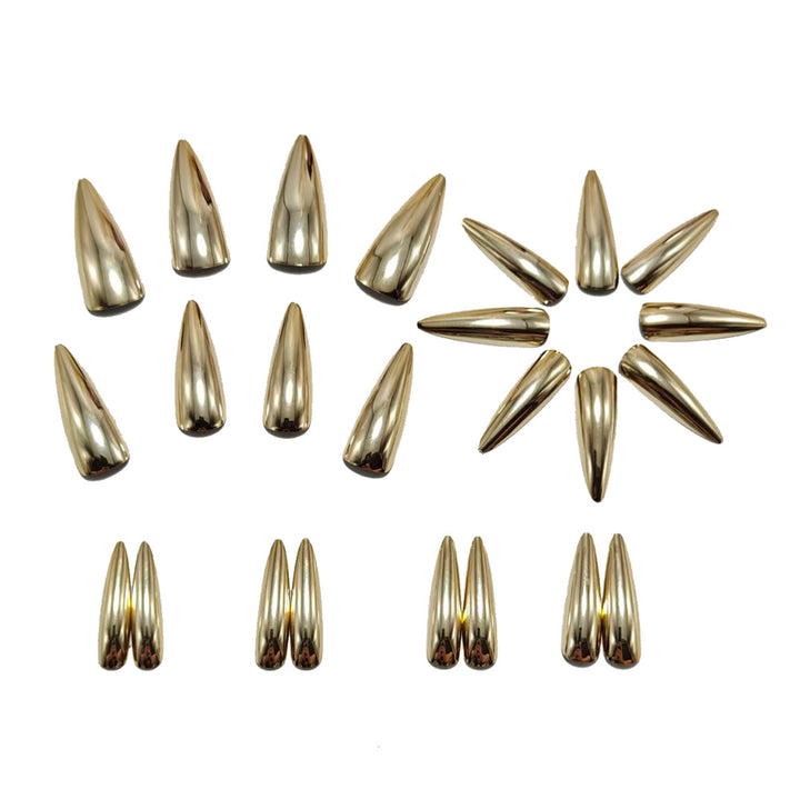 Elegante und Glänzende Stiletto-Kunstnägel Karnz