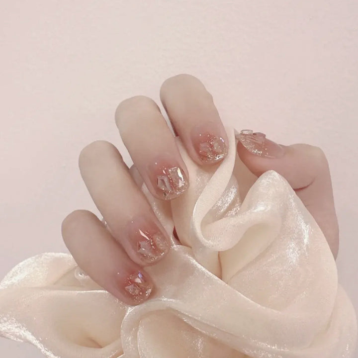 Dekorative Glitter Press-On Nagelspitzen Karnz
