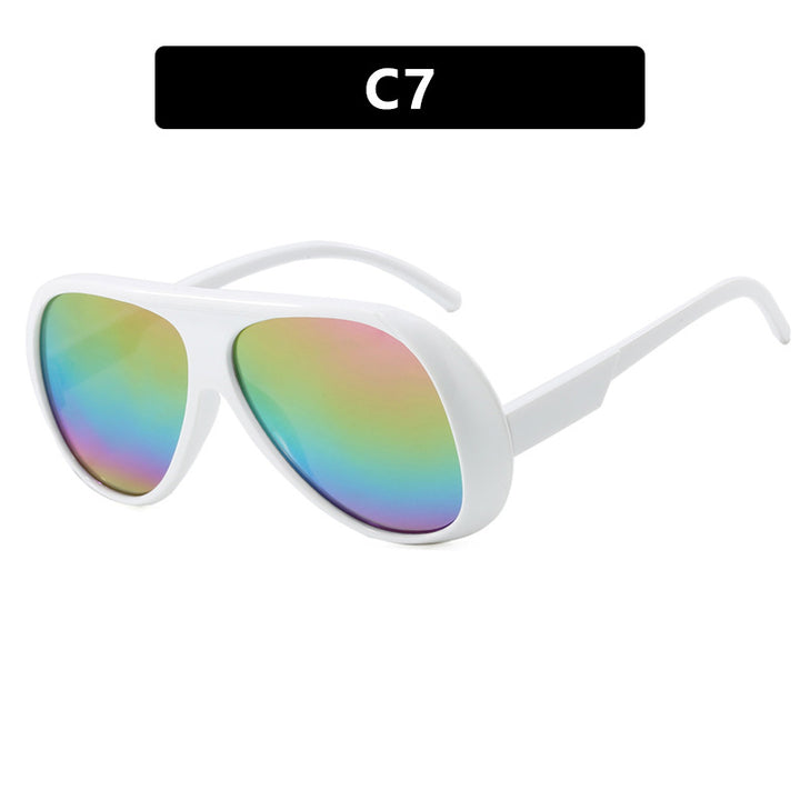 Damen sportliche Sonnenbrille im futuristischen Design Karnz