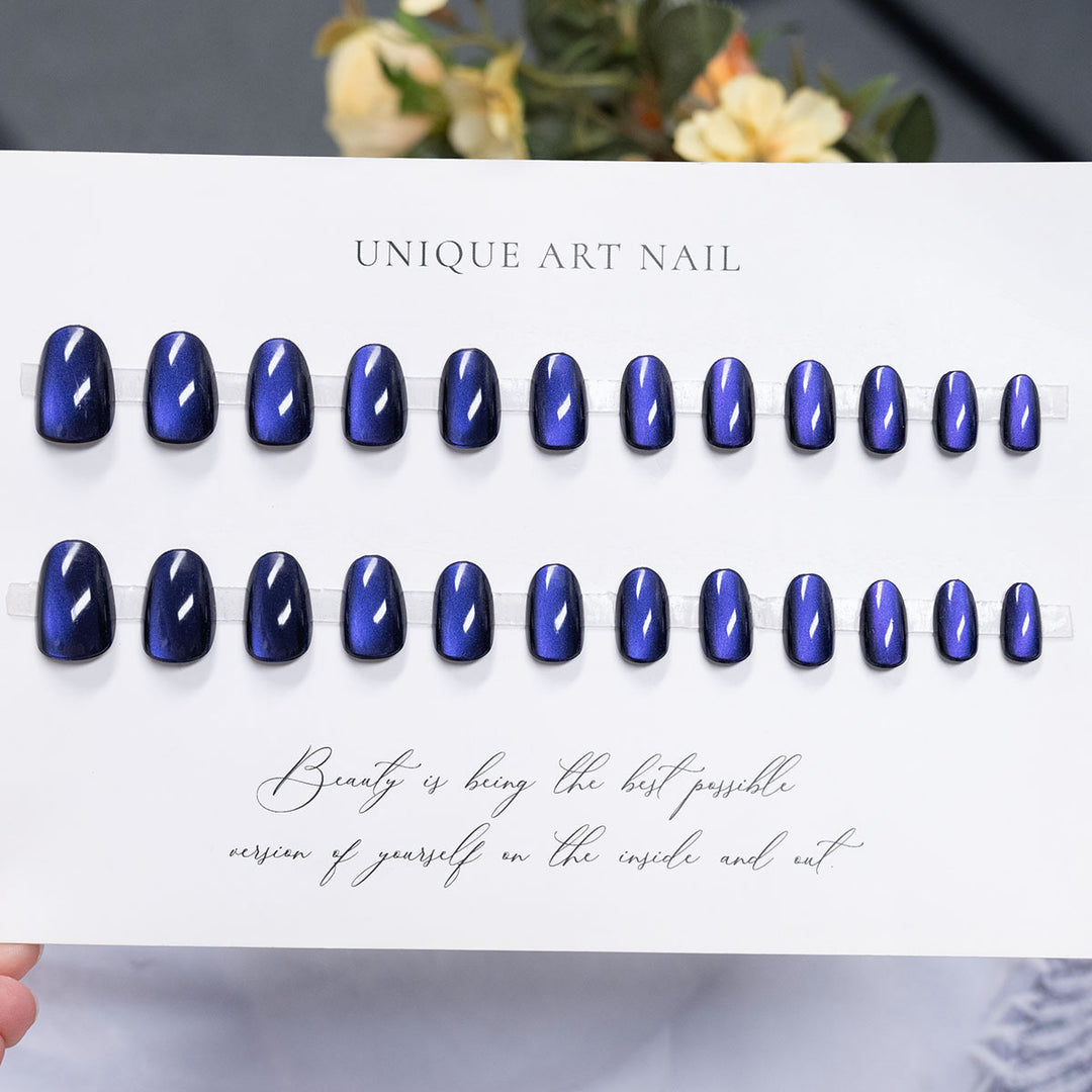 Glänzendes Press-On Nagelkunst Set