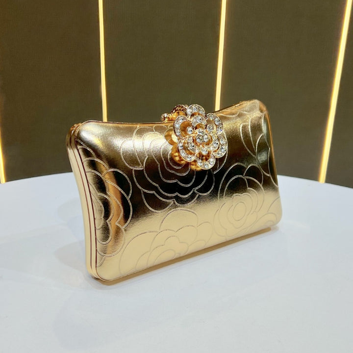 Elegante floral verzierte Abend Clutch