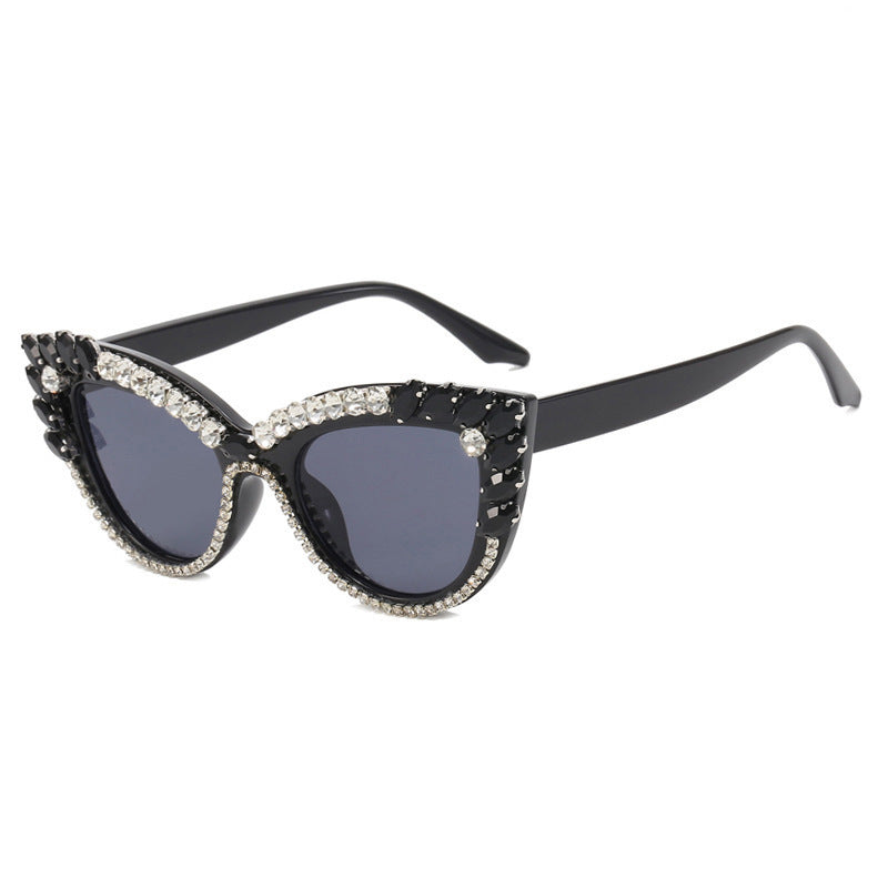 Damen Glamouröse Cat-Eye Sonnenbrille mit extravagantem Crystal-Verzierung Karnz