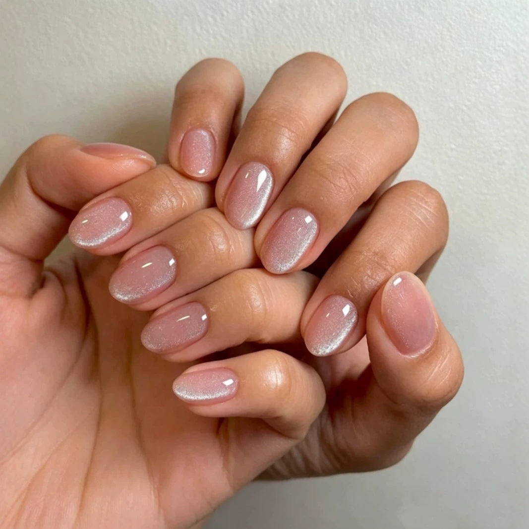 Elegantes Press-On-Nagelsatz mit Glitzereffekt Karnz