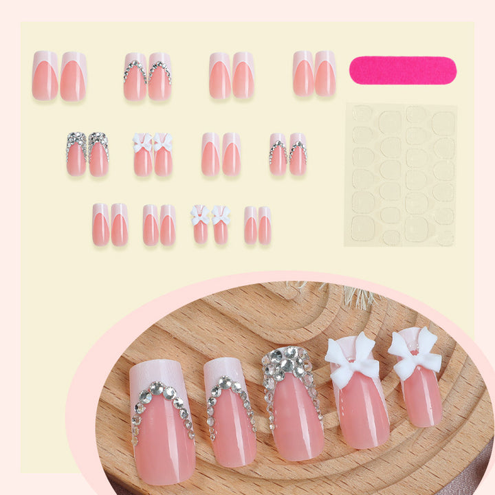Dekorativer Strass Press-On Nagelset Karnz