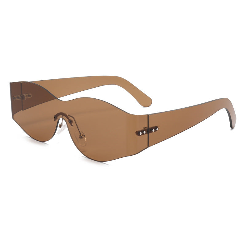 Damen modische Sonnenbrille im futuristischen Look Karnz