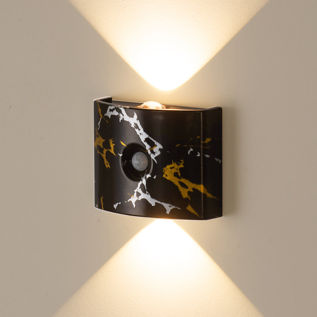 Bewegungsmelder LED-Wandleuchte