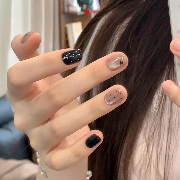 Trendige Sternen Nagelkunst Set