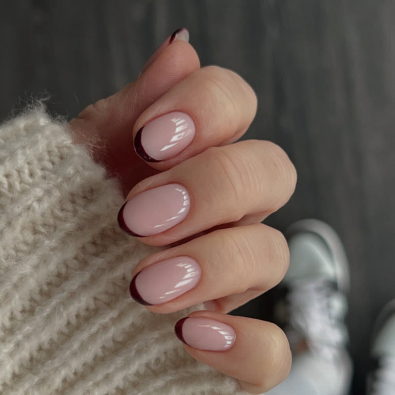 Elegante Nagelkunst mit Farbverlauf und Glossy-Finish Karnz