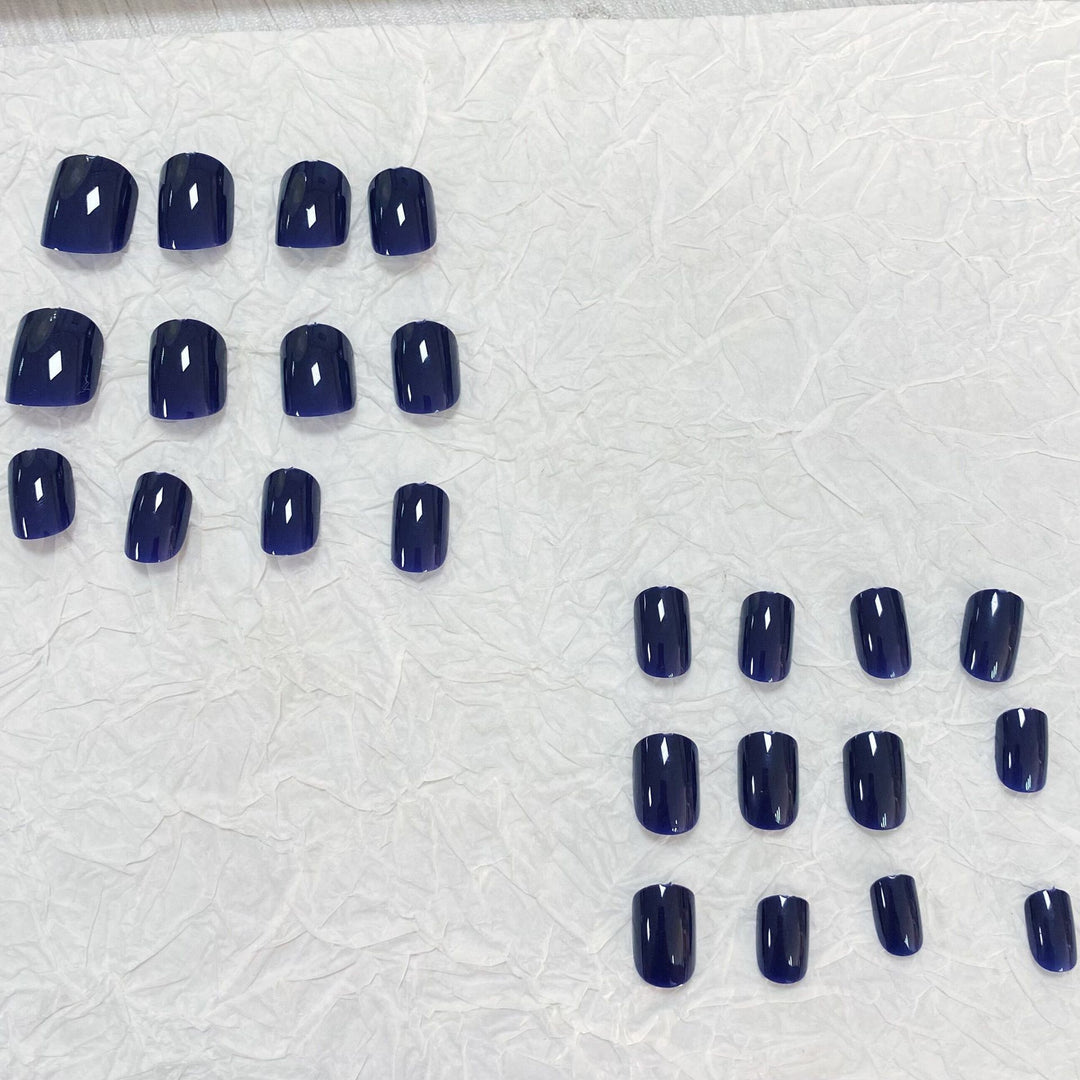 Premium Glänzende Press-On Nagelkunst Karnz