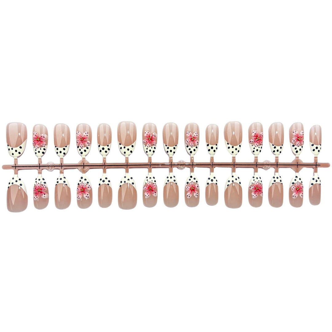 Dekoratives Press-On Nageldesign-Set