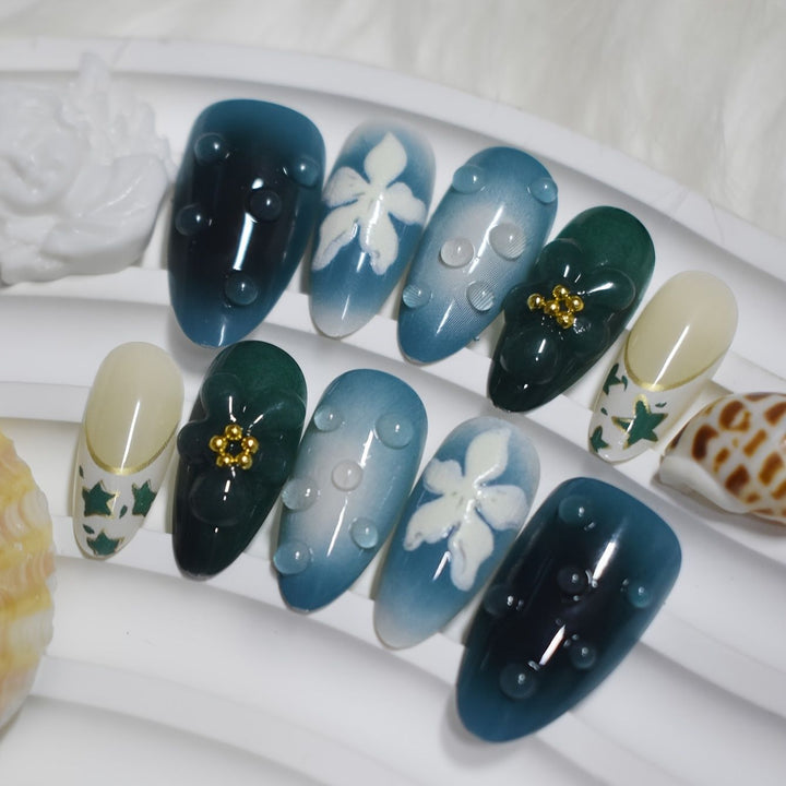 Künstlerisches Gel-Nagelkunst-Design Karnz