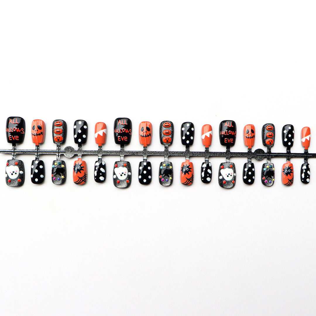 Themen Halloween Press-On Nail Art Set