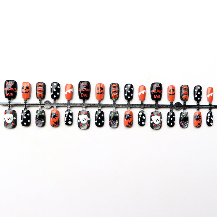 Themen Halloween Press-On Nail Art Set