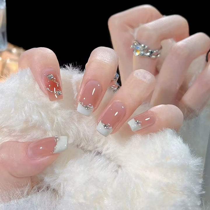 Elegantes Nagelkunstset Karnz