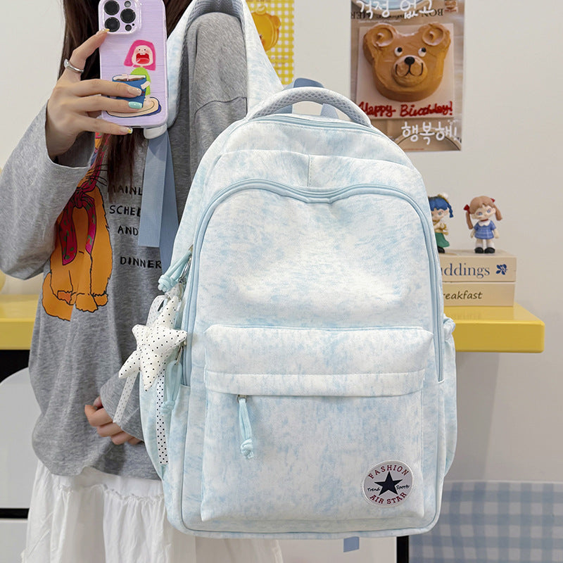 Leichtgewichtiger und trendiger Rucksack Karnz