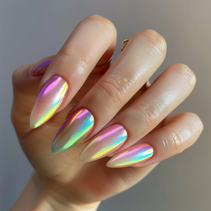 Farbwechselnde Stiletto-Nägel Karnz