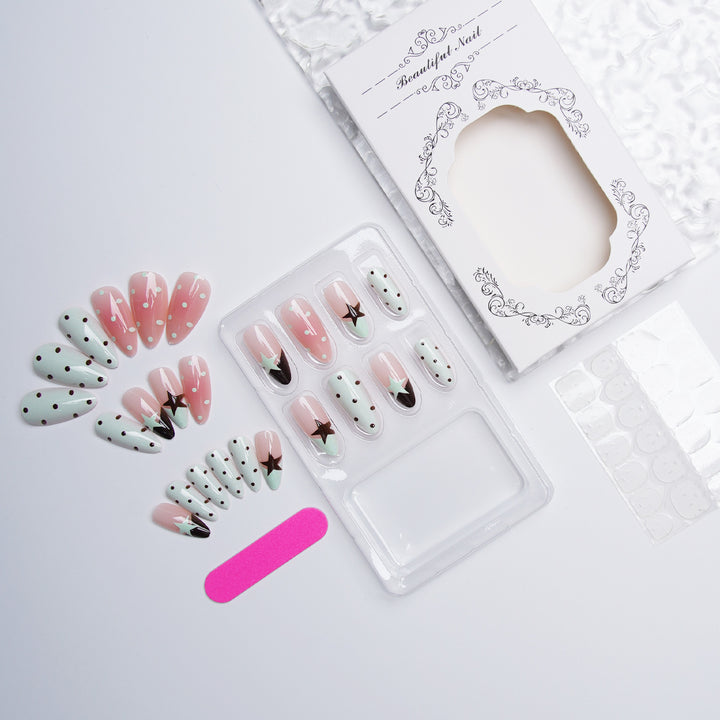 Künstliche Nagelkollektion Karnz