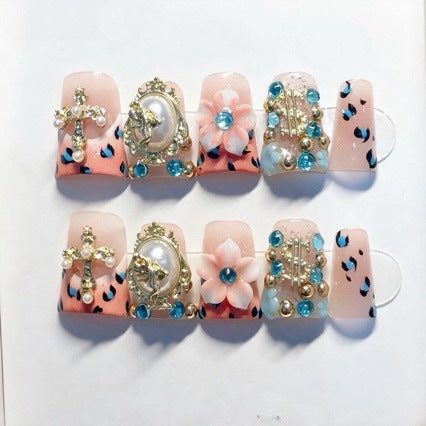 Dekoratives 3D Press-On Nagelkunst Set