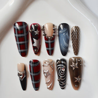 Gothic Themen Press-On Nagelkunst Karnz