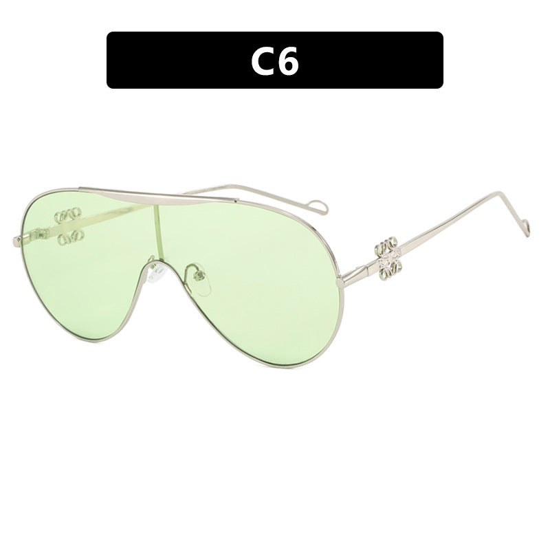 Damen UV-Schutz Sonnenbrille im modischen Pilotenstil Karnz