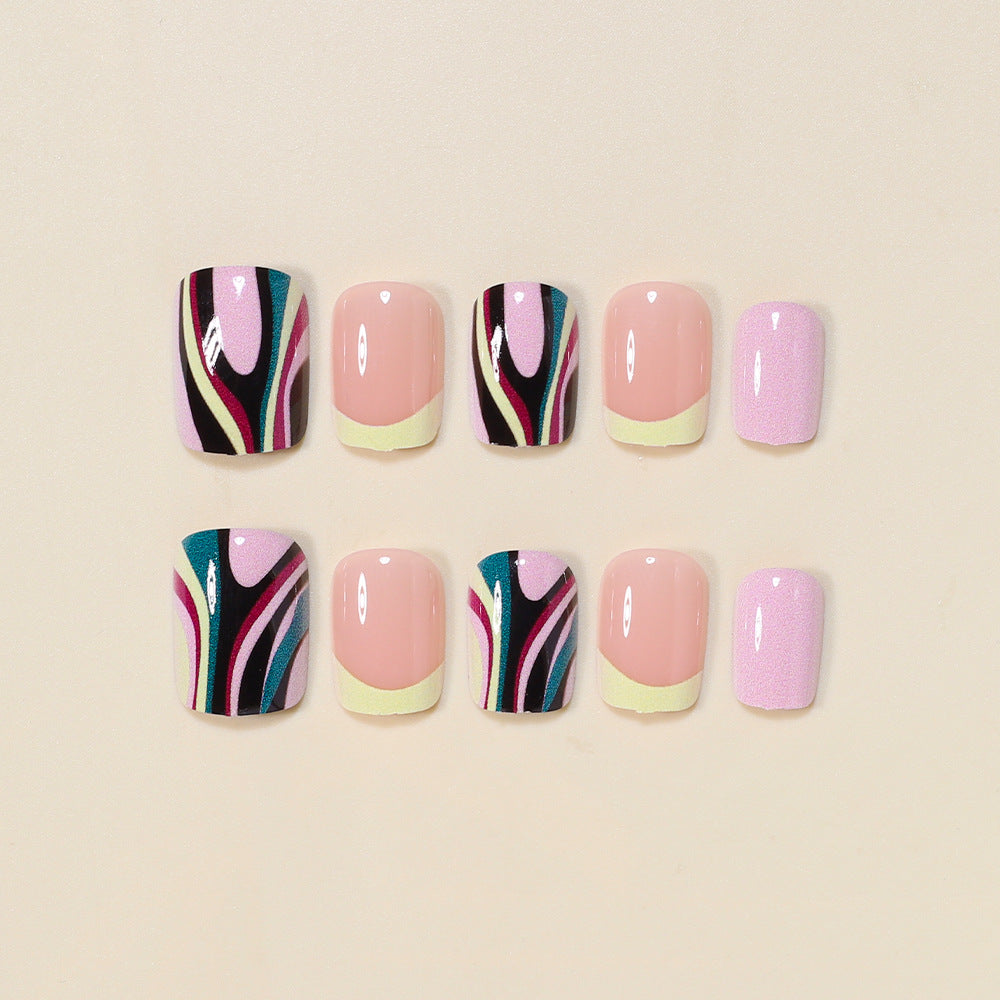 Künstlerisches französisches Nageldesign Karnz