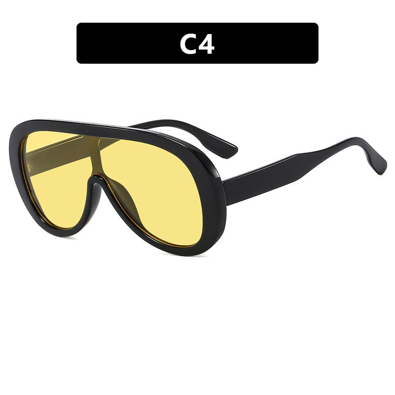 Damen futuristische Sportsonnenbrille mit breiter Sichtscheibe und UV-Schutz Karnz