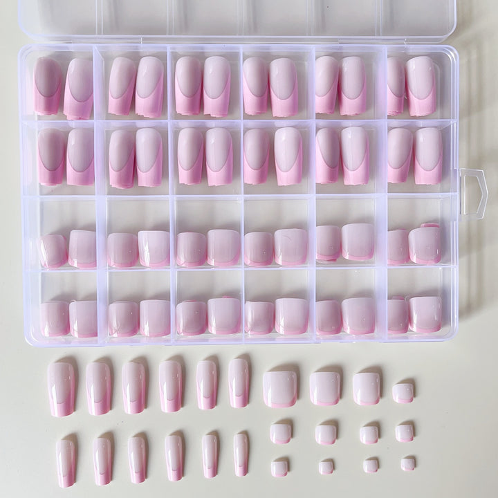 Kunstnagelset mit eleganten Farbverlauf und hochglänzender Oberfläche Karnz