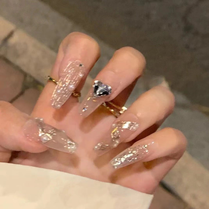 Glamouröse Strass-Nagelerweiterungen