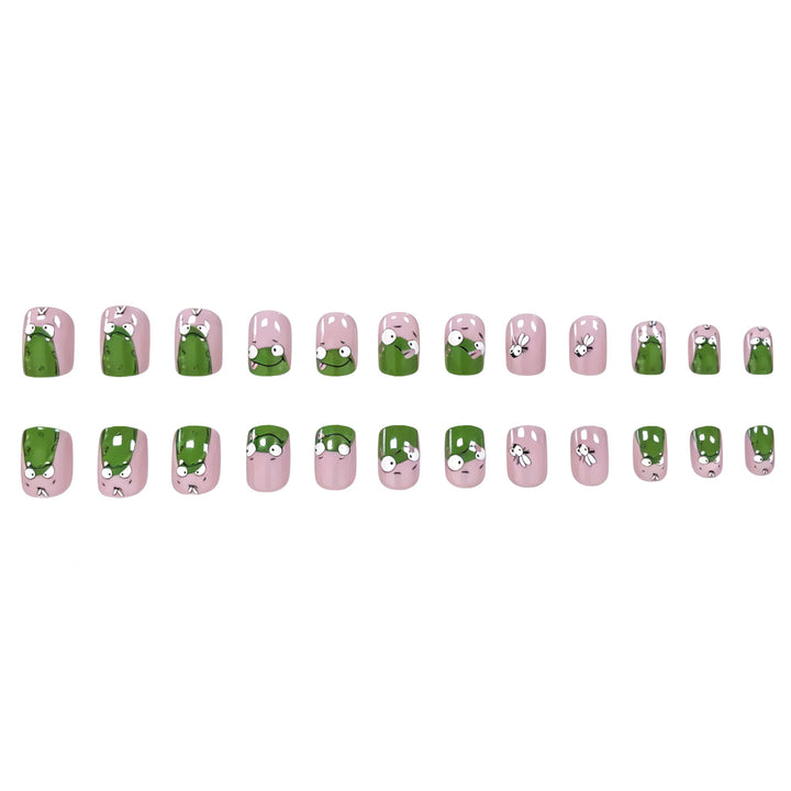 Verspielte, von Fröschen inspirierte Nagelkunst-Verzierungen Karnz