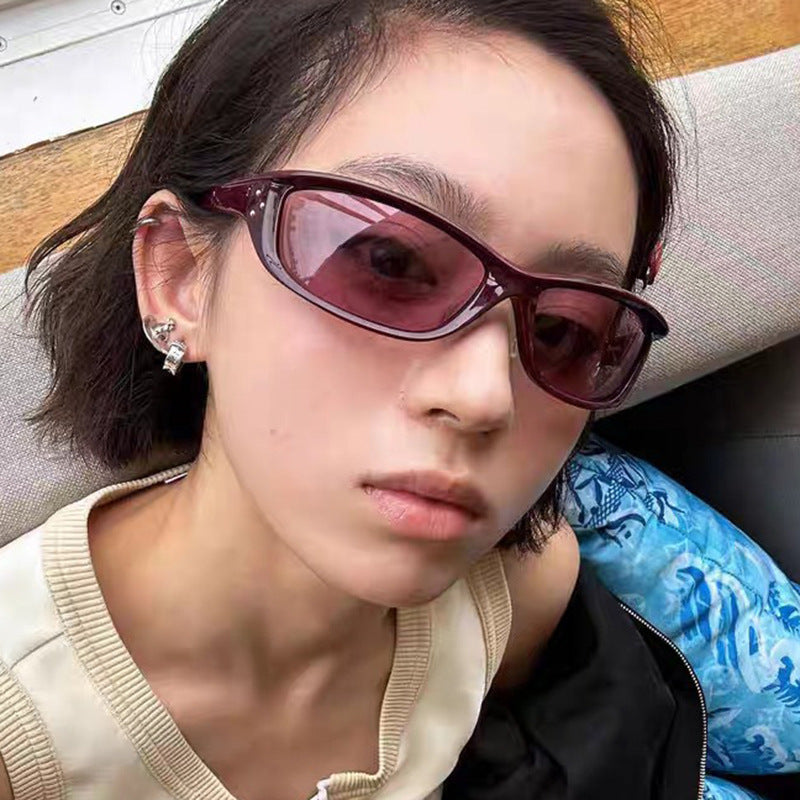 Damen Sportliche Sonnenbrille mit ergonomischem Rahmen und UV-Schutz Karnz