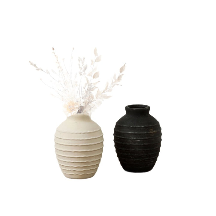 Elegante Keramik Vase Karnz