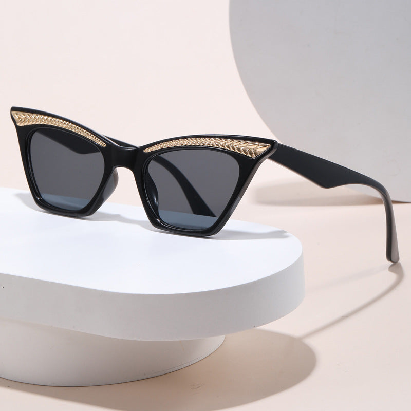 Damen Cat-Eye Sonnenbrille mit luxuriösem Detail Karnz
