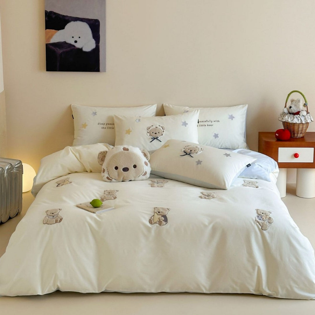 Teddy bestickte Baumwollbettwäsche und Kopfkissenbezug Set mit plüschigem Akzentkissen