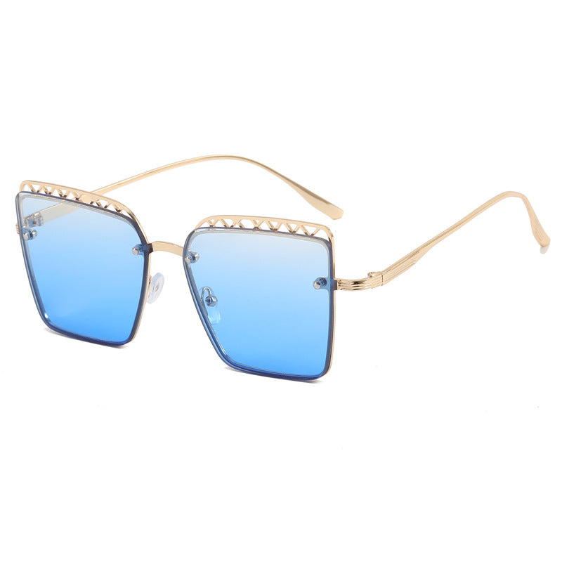 Damen Designer-Sonnenbrille mit glamourösen Akzenten Karnz