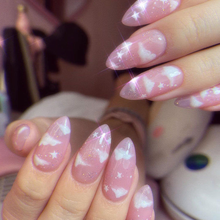 Künstliche Fingernägel mit Wolken- und Sternedesign Karnz