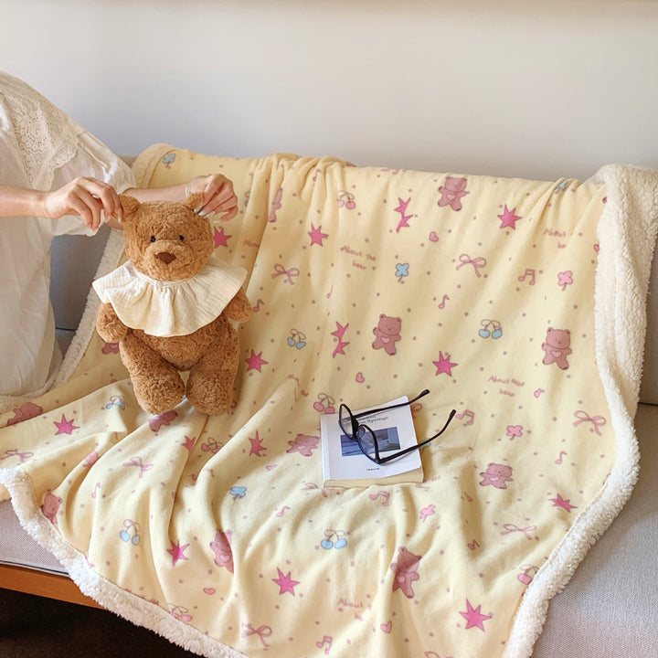 Wendbare Flauschdecke mit Cartoon-Katzenmotiv und Teddyfutter